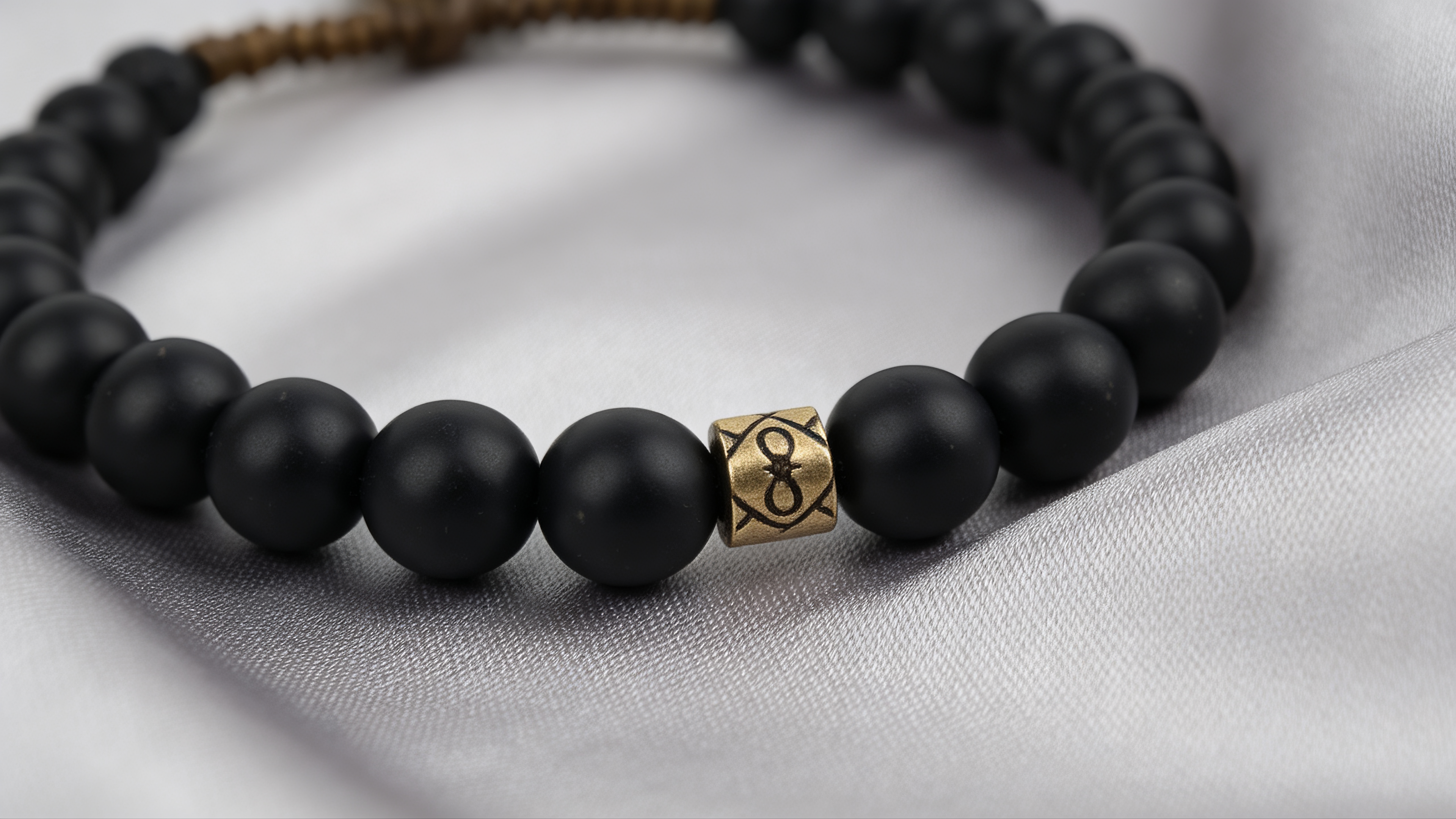 Black agate · Spark Light · Decision