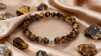 Tiger's Eye · Spark Light · Momentum