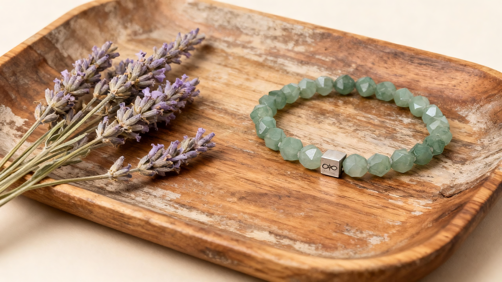 Green Aventurine · Grow Light · Resonance
