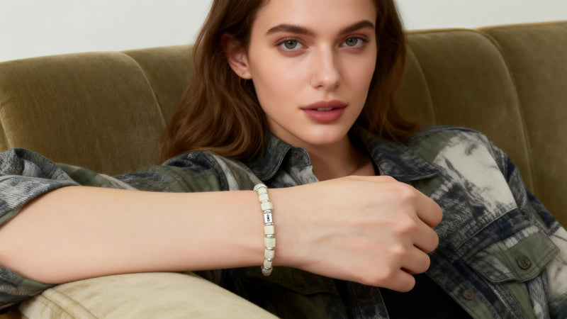 Fossil · Hold Light · Repair