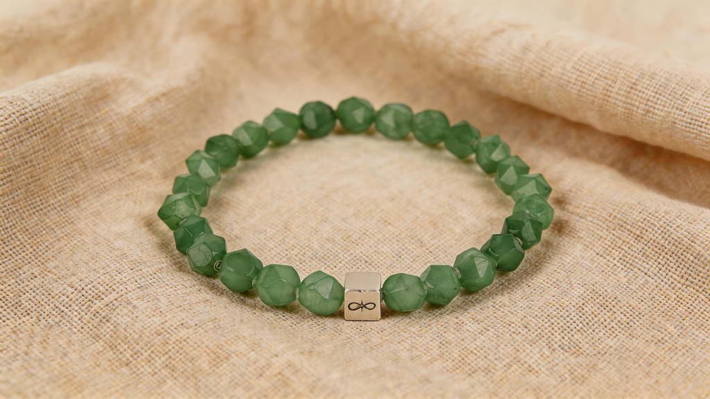 Green Aventurine · Hold Light · Resonance