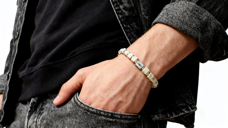 Fossil · Hold Light · Repair
