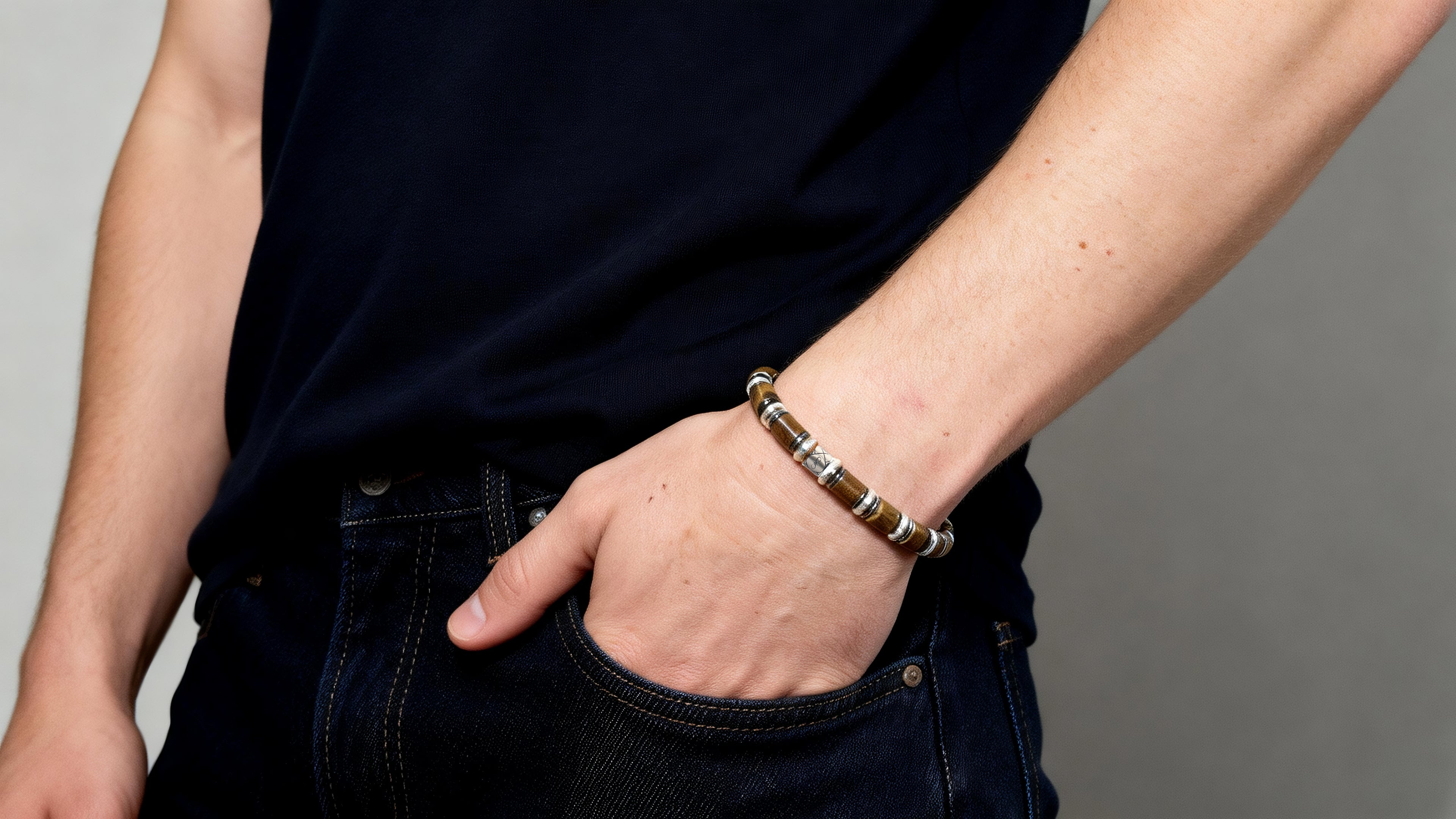 Tiger's Eye · Spark Light · Momentum