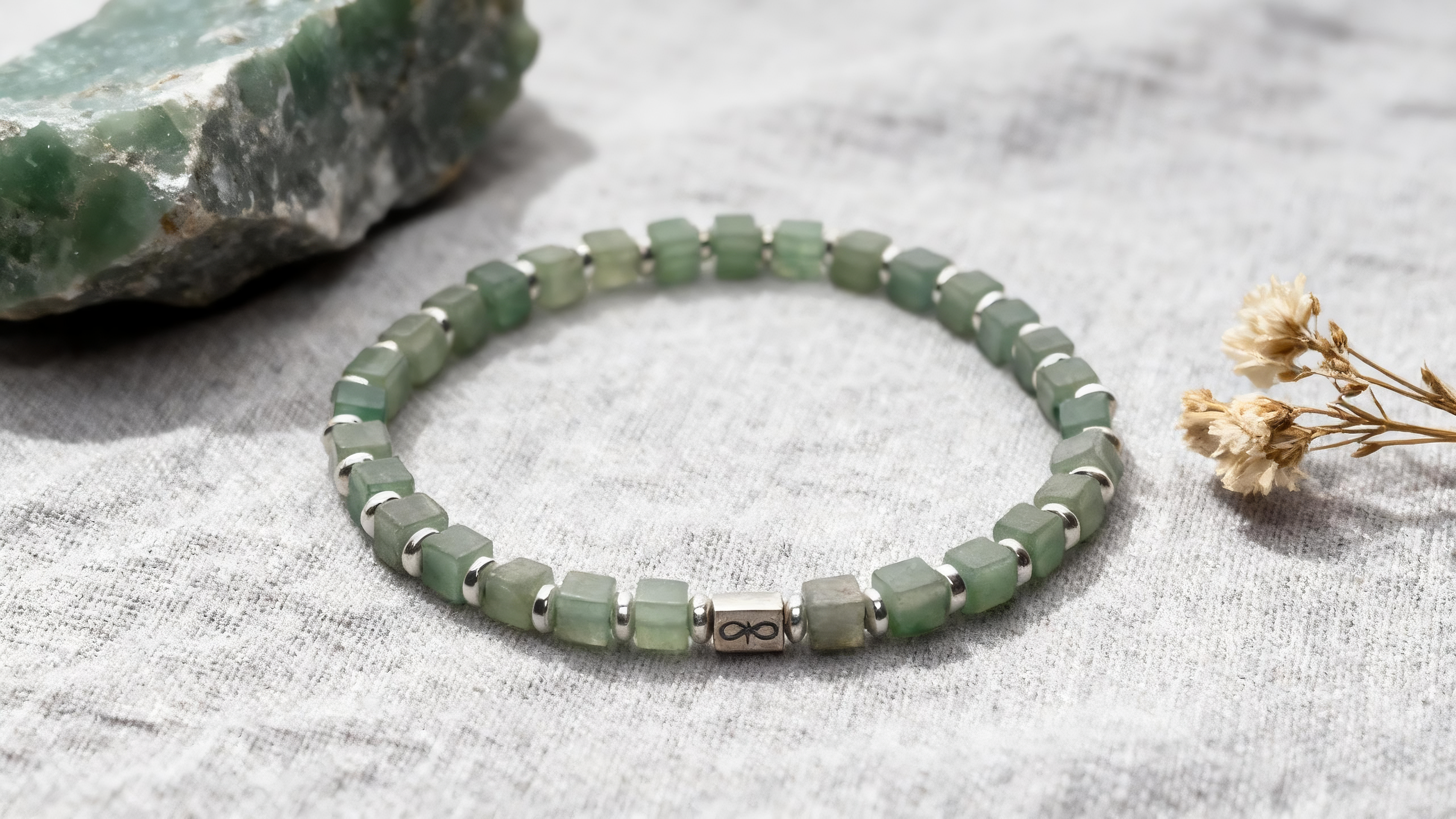 Green Aventurine · Grow Light · Resonance