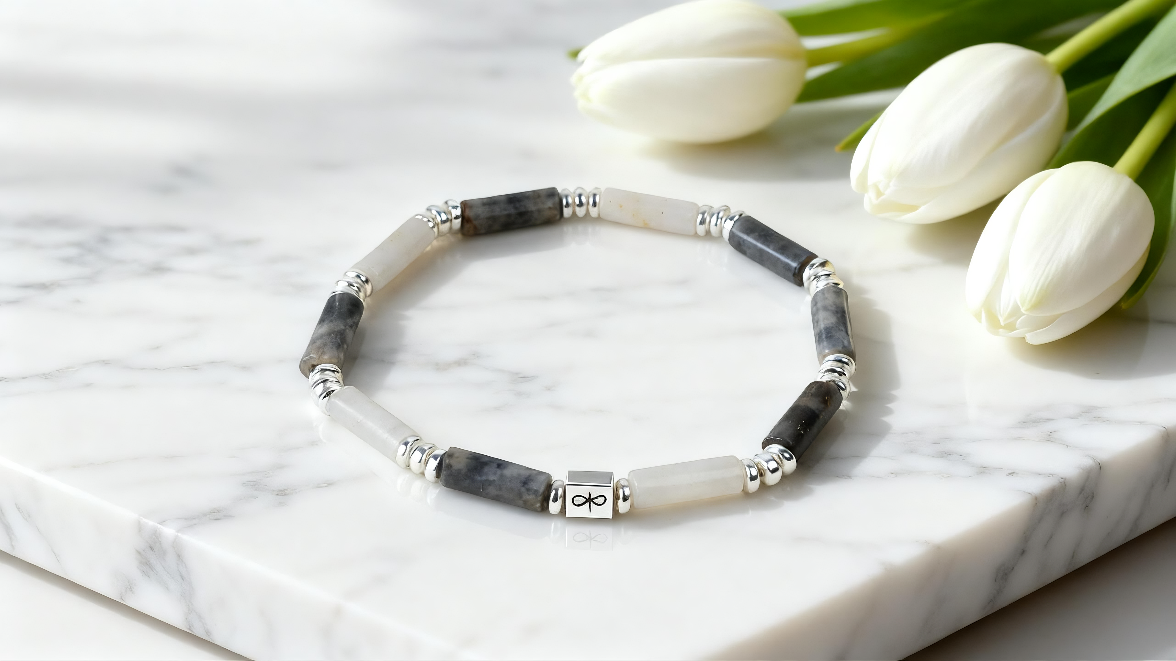 Hawk’s Eye · Edge Light · Clarity